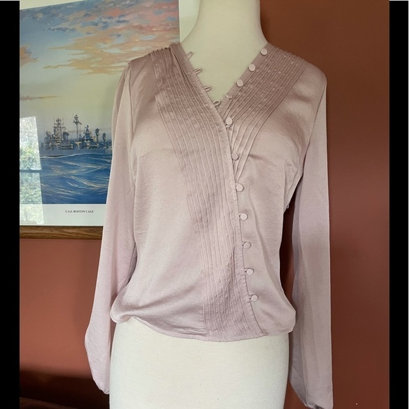 Express Tops - NWT express blouse size XS